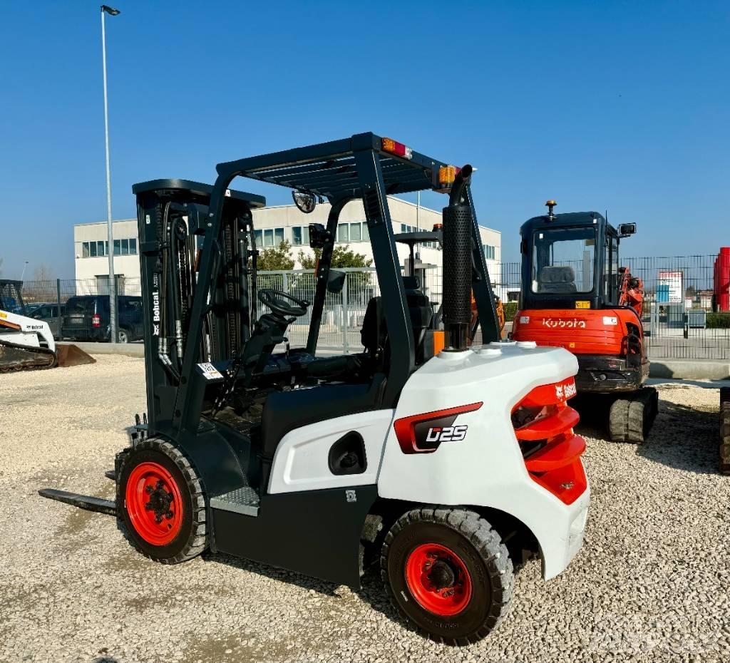 Bobcat D 25 NXP Dizelski viličarji
