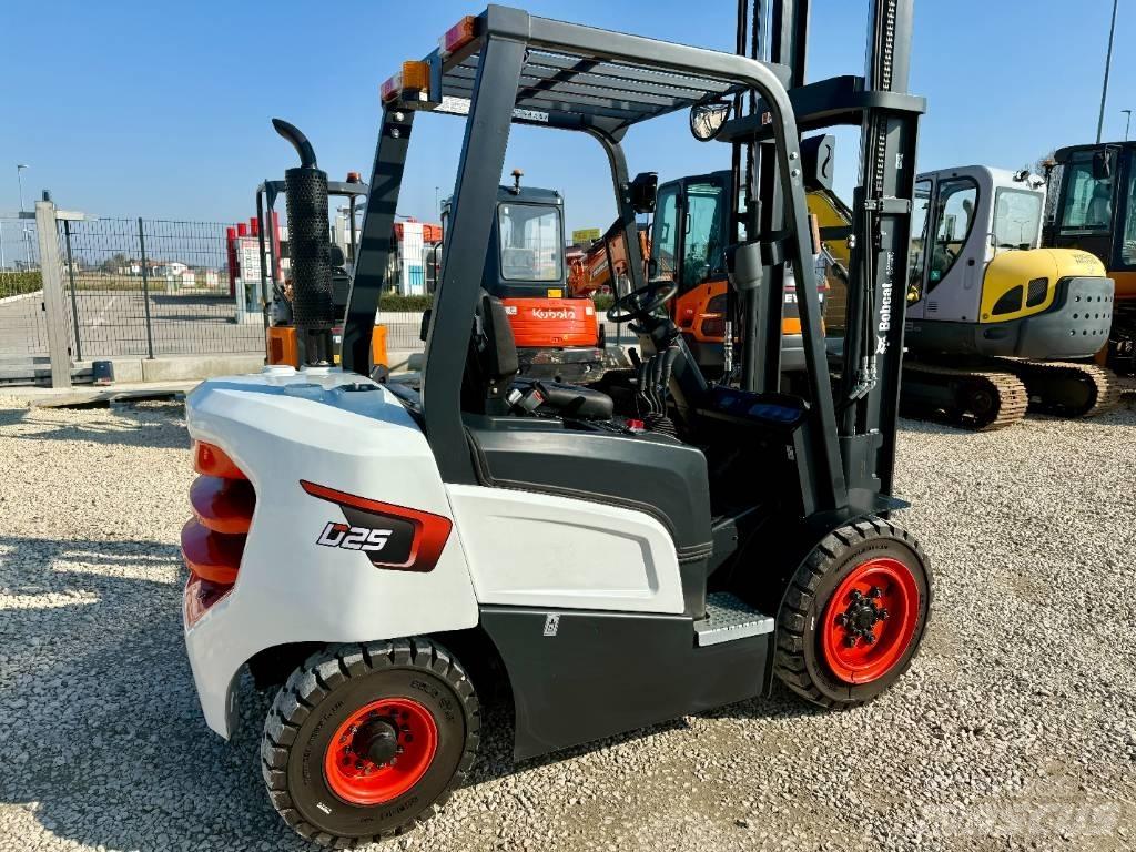 Bobcat D 25 NXP Dizelski viličarji