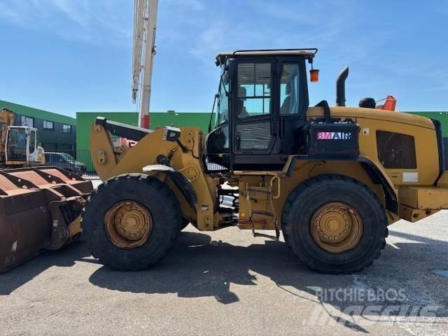 CAT 938 M Kolesni nakladalci