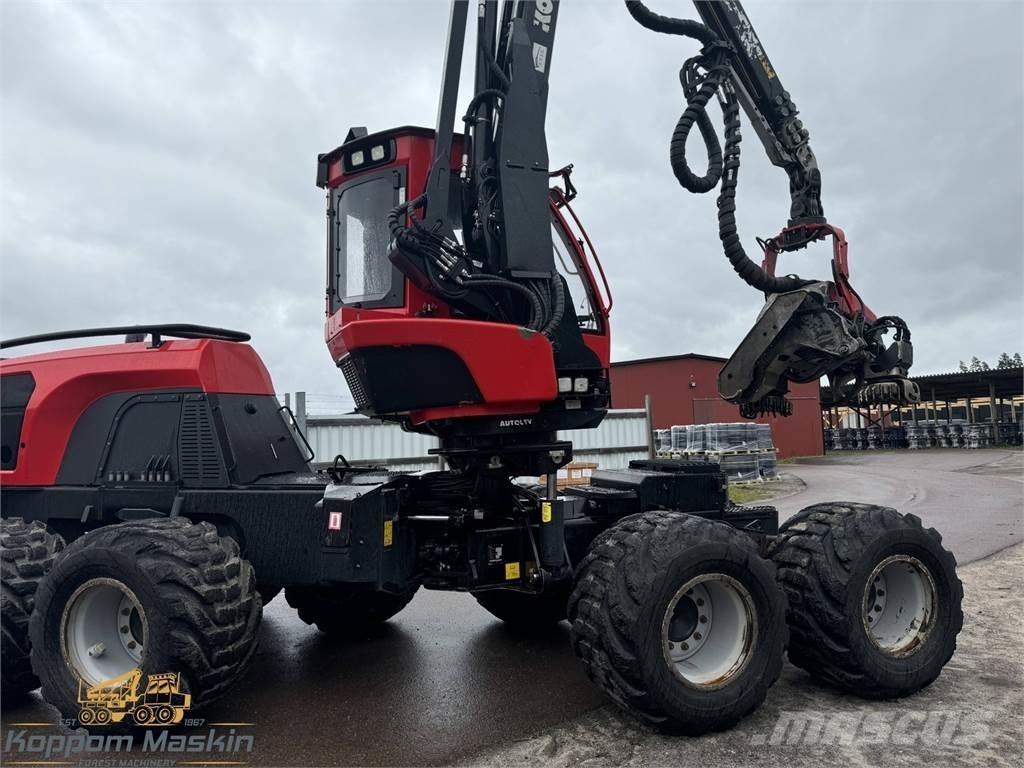 Komatsu 901XC Harvesterji