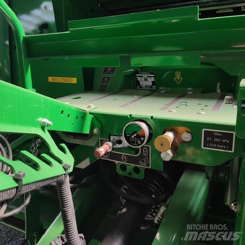 John Deere F441M Balirke (okrogle bale)