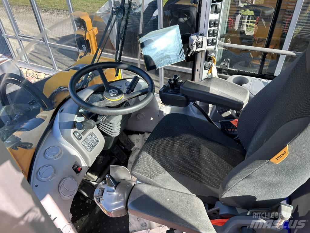Volvo L 180 H Kolesni nakladalci