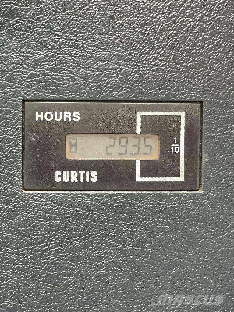 Hyundai 220LC-9S Midi bagri 7t – 12t