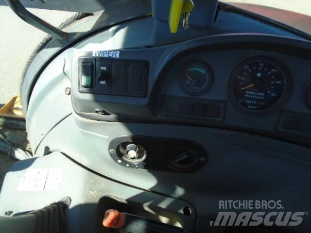 New Holland 575 E Rovokopači