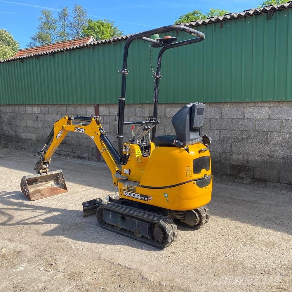 JCB 8008 Mini bagri <7t