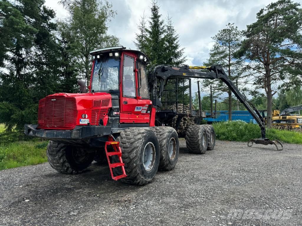 Komatsu 895 Forwarderji