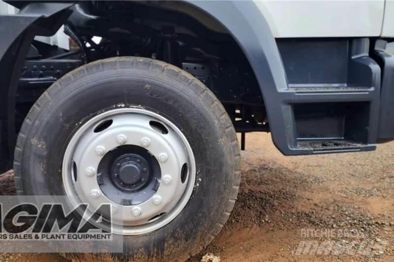 Fuso FJ13-230 Drugi tovornjaki