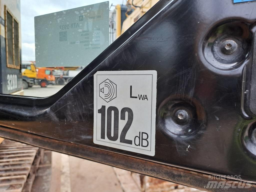 CAT 328 D LCR Bagri goseničarji