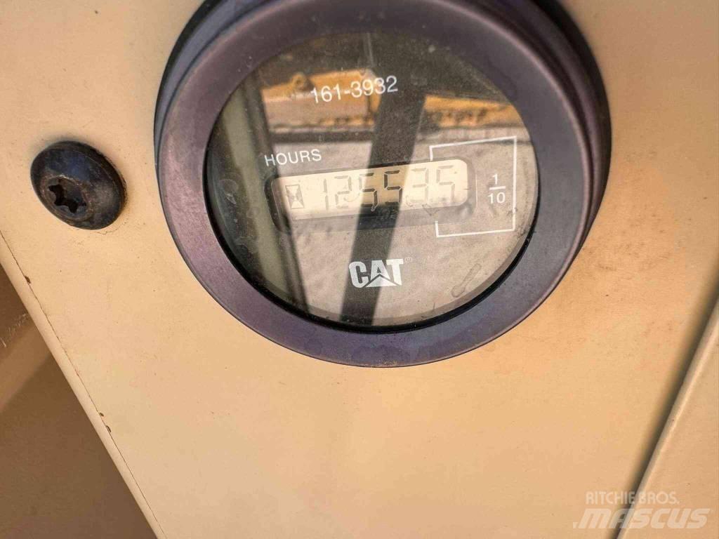 CAT 140 H Grederji