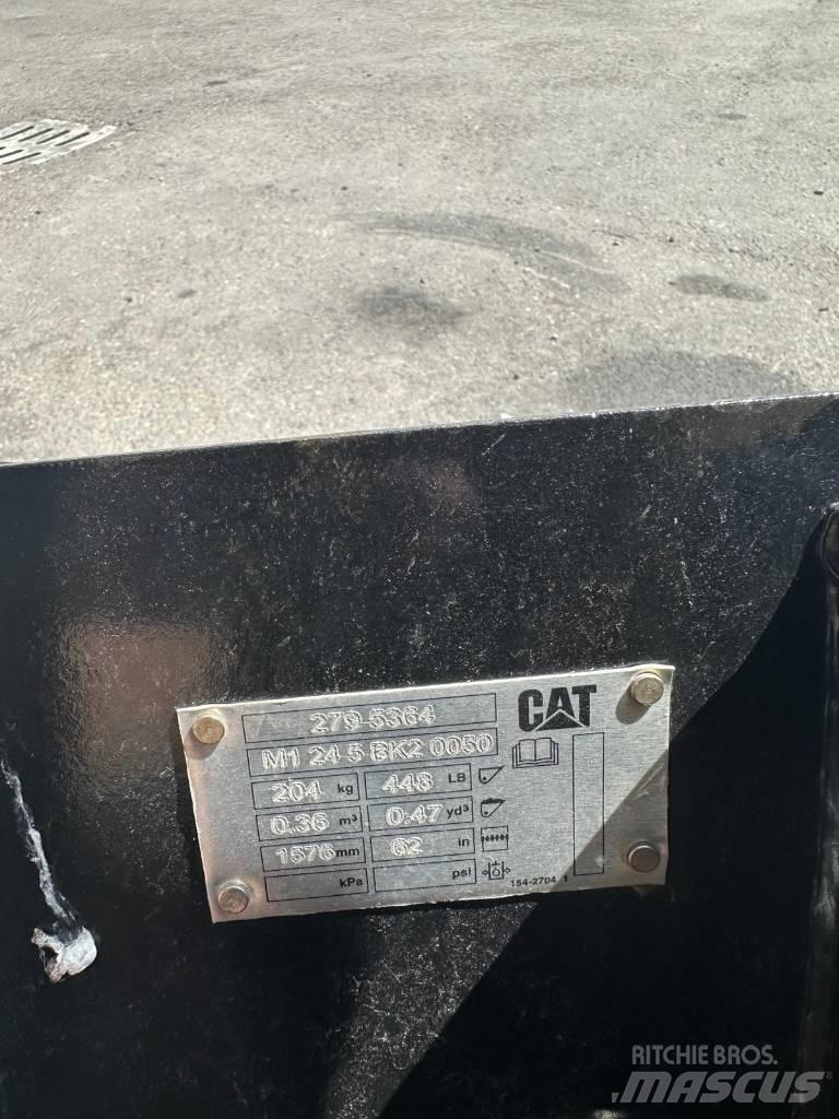 CAT 226D3 Skid steer mini nakladalci