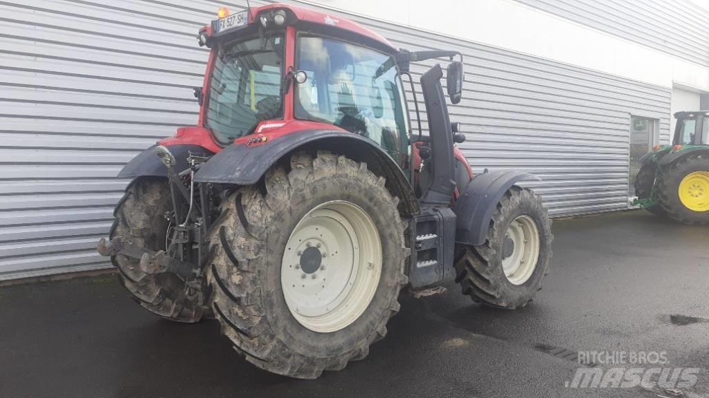 Valtra N 154 Traktorji