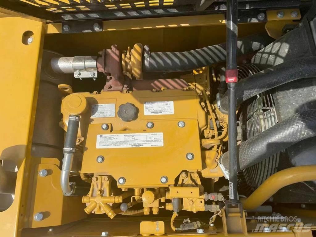 CAT 312D Bagri goseničarji