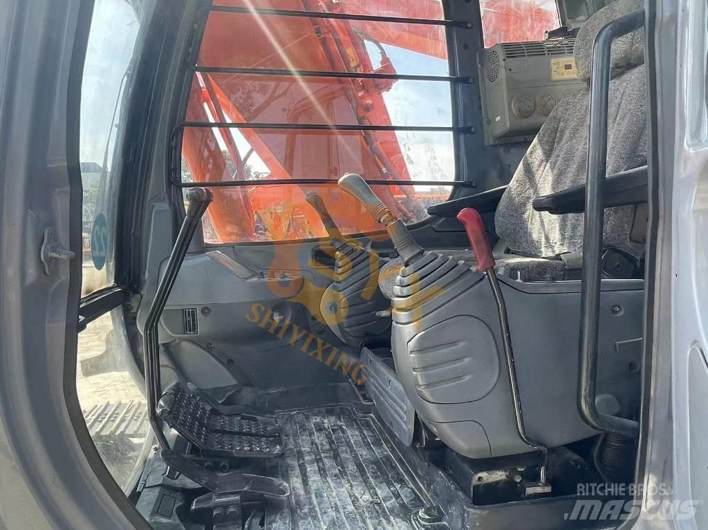 Hitachi EX 120 Bagri goseničarji