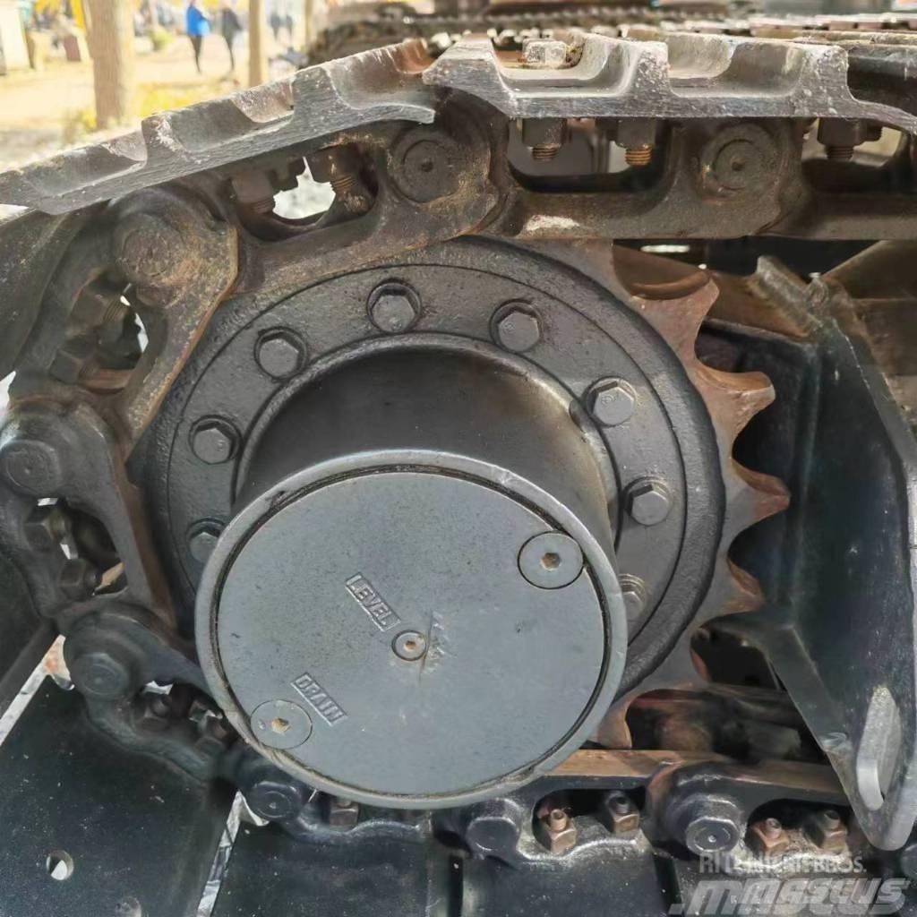 Komatsu PC 56 Mini bagri <7t