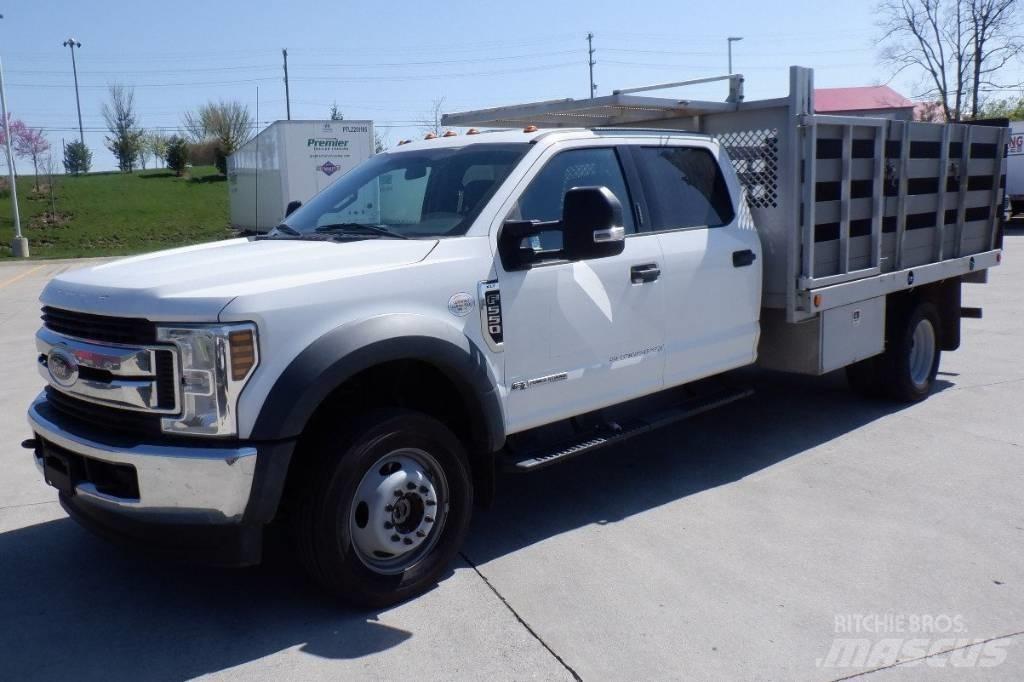 Ford F 550 XLT SD Tovornjaki s kesonom/platojem