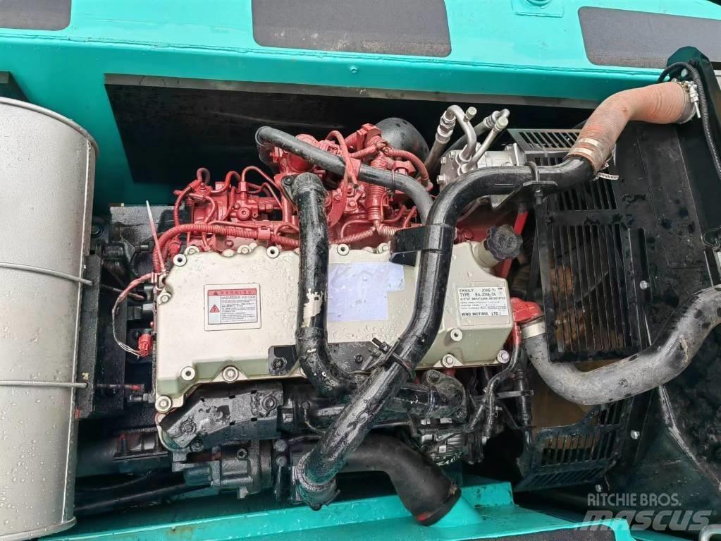 Kobelco SK200D Bagri goseničarji