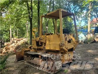 Komatsu D 31 A-17 Buldožerji goseničarji