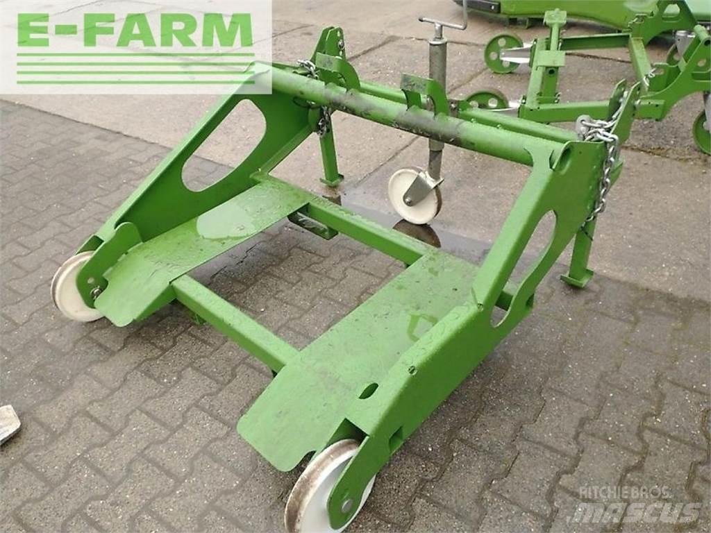 Krone big x 630 Stroji za krmo na lastni pogon