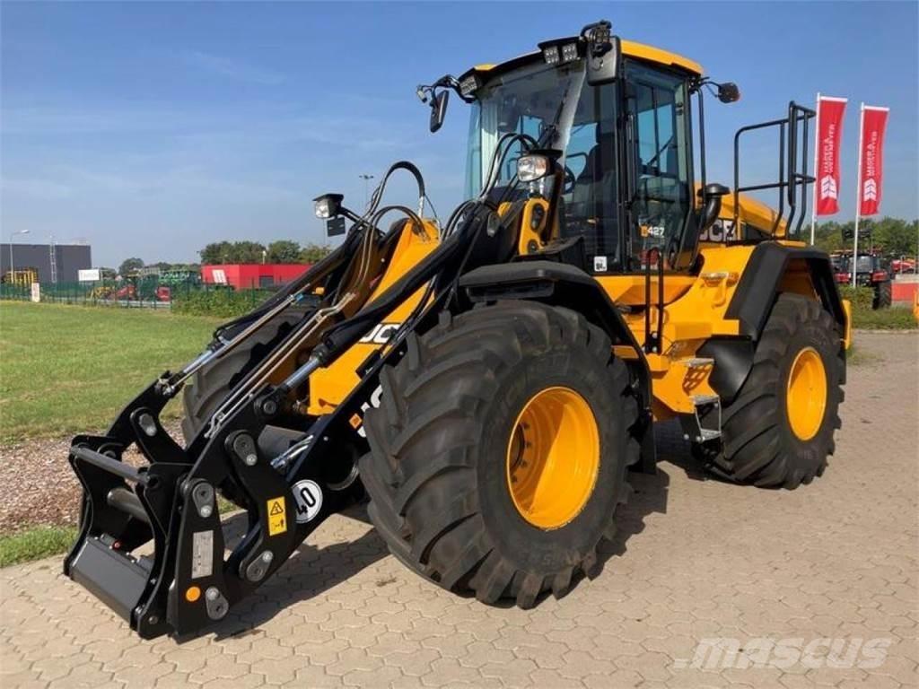 JCB 427 AGRI Kolesni nakladalci