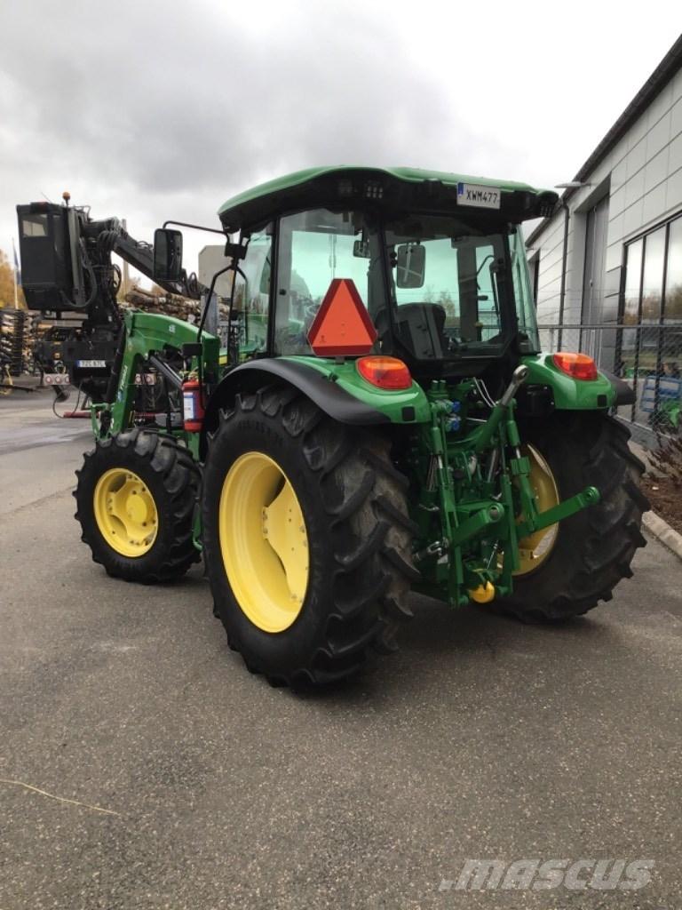 John Deere 5075 M Traktorji