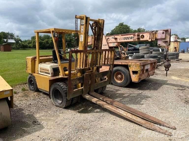 Komatsu FG 40ZT-4 Viličarji - drugo