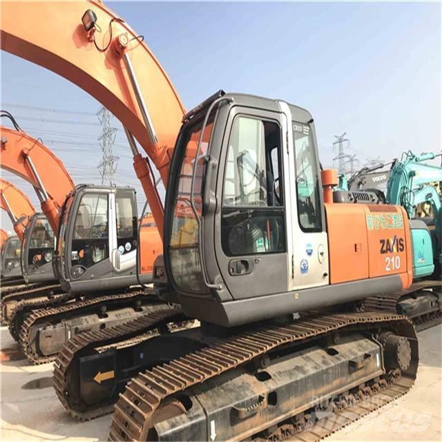 Hitachi zx210 Bagri goseničarji