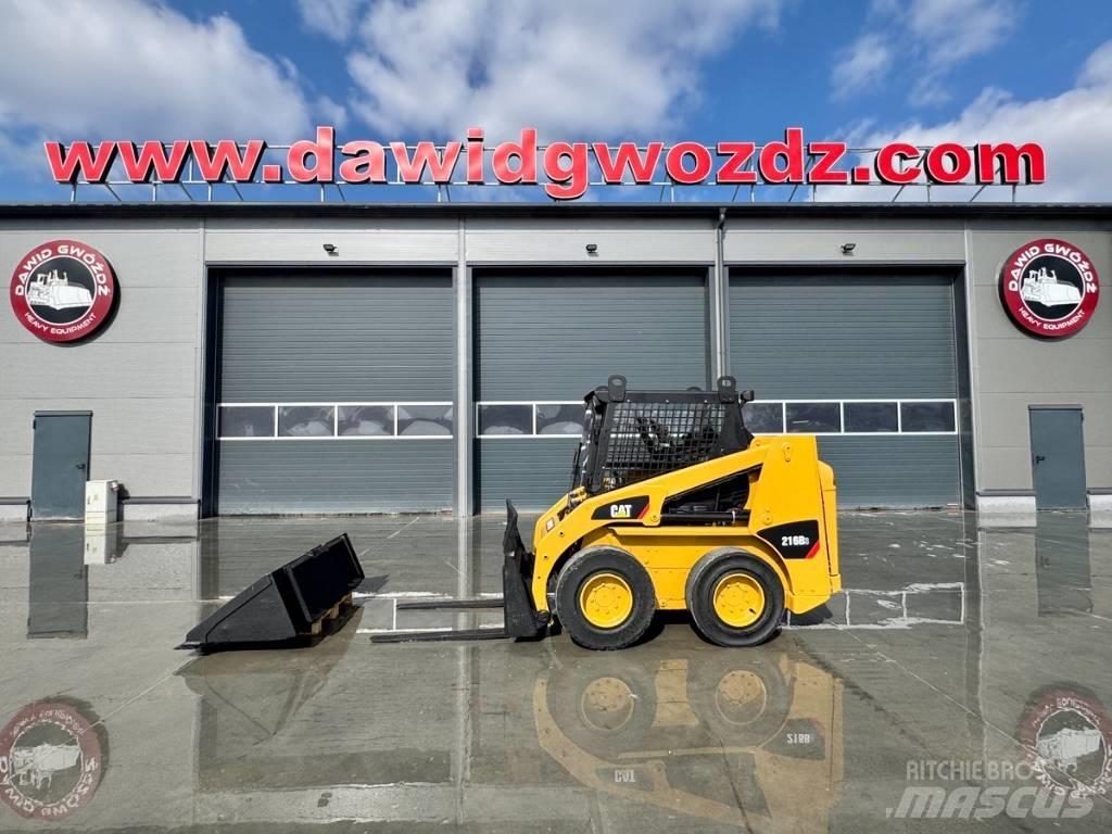 CAT 216 B 3 Skid steer mini nakladalci