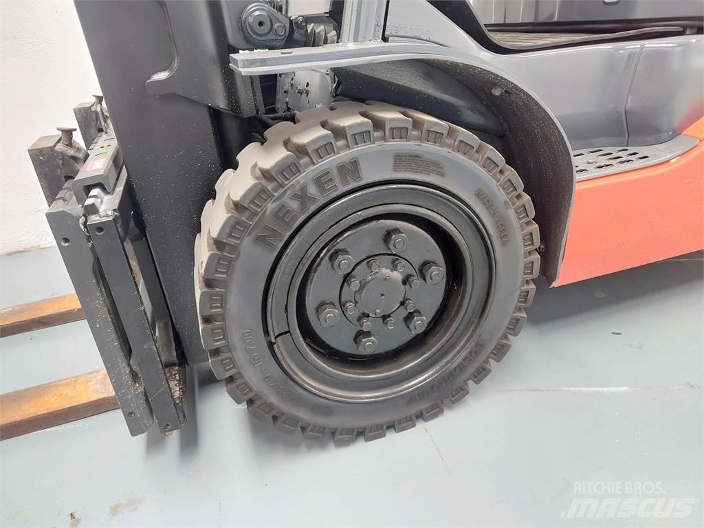 Toyota 52 8FDJF35 Dizelski viličarji