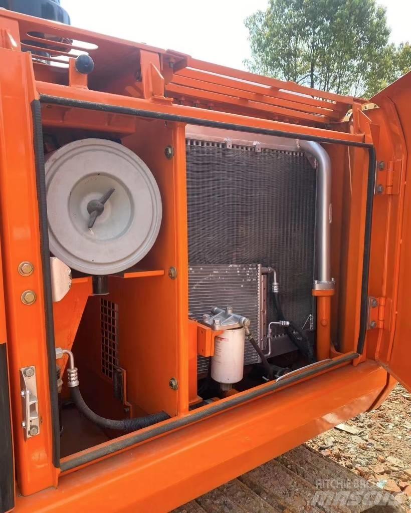 Doosan 150 Bagri goseničarji