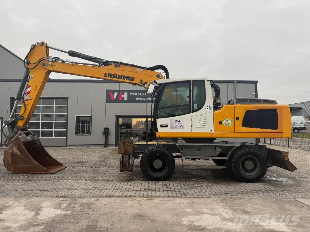Liebherr A 924 Bagri na kolesih