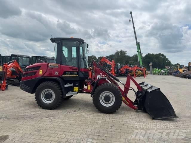 Yanmar V 80-5 Kolesni nakladalci