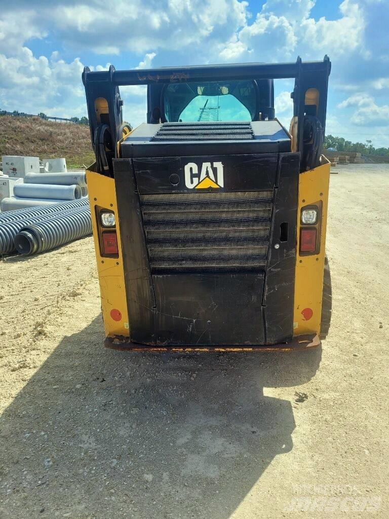 CAT 242 D Skid steer mini nakladalci