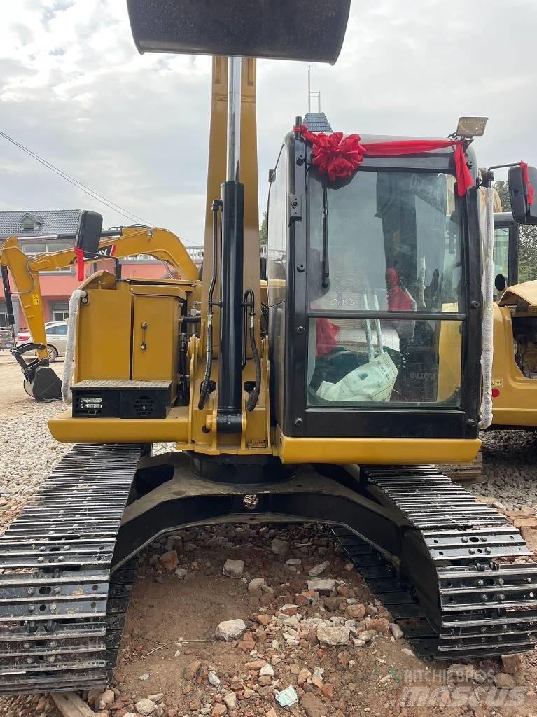 CAT 307 Mini bagri <7t
