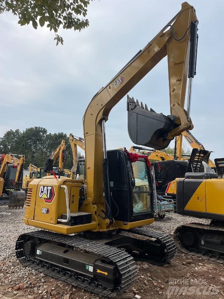 CAT 307 Mini bagri <7t
