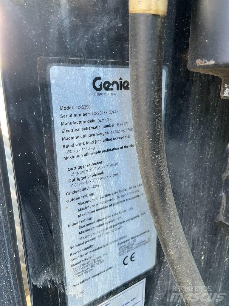Genie 5390RT Škarjaste dvižne ploščadi