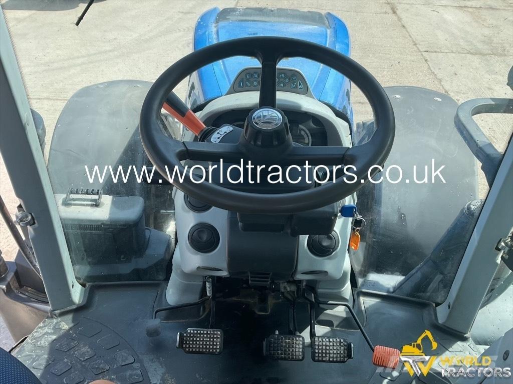 New Holland T 7.245 Traktorji