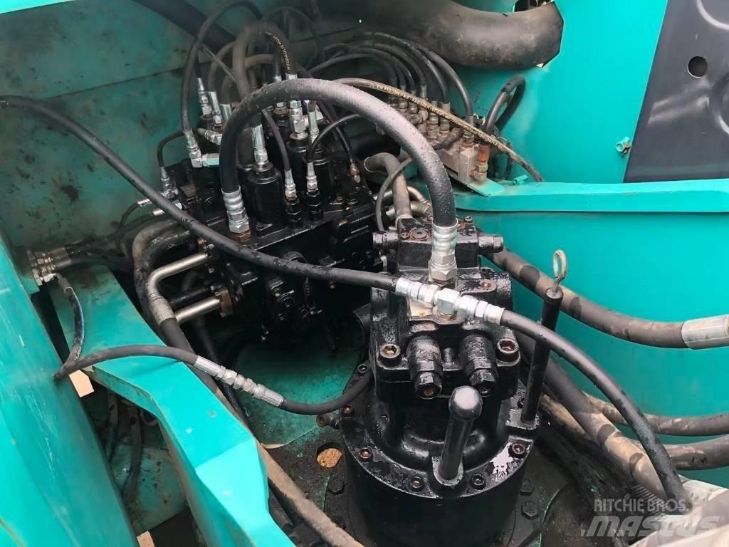 Kobelco SK 260 Bagri goseničarji