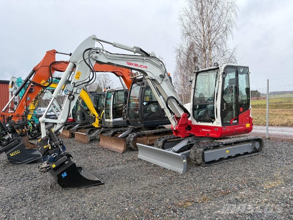 Takeuchi TB260 Mini bagri <7t