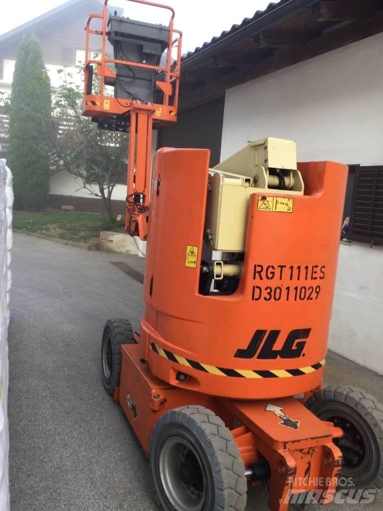 JLG E 300 AJP Zglobne dvižne ploščadi