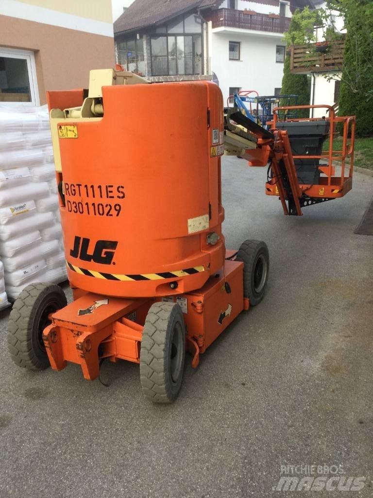 JLG E 300 AJP Zglobne dvižne ploščadi