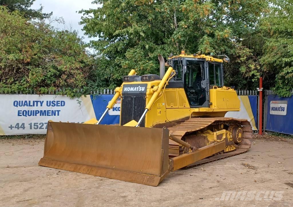 Komatsu D65PX-18E0 Buldožerji goseničarji