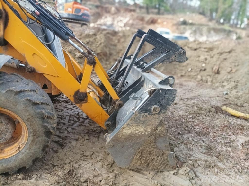 JCB 3 CX Rovokopači