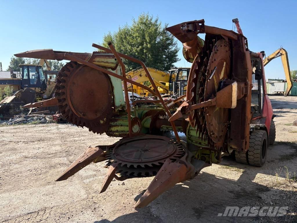 CLAAS RU 450 Stroji za krmo na lastni pogon