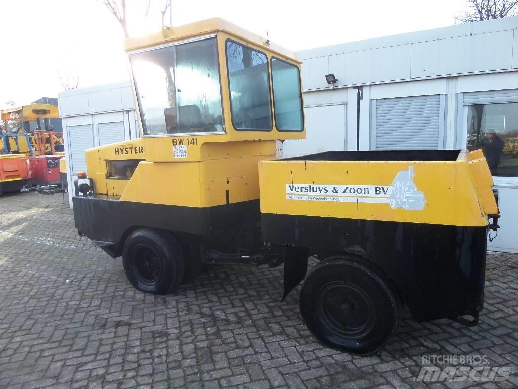 Hyster C 530 A H Kolesni valjarji s pnevmatikami