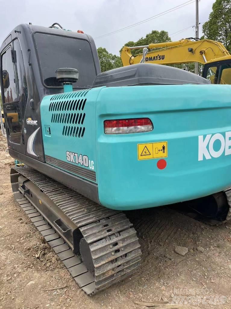 Kobelco SK140 Bagri goseničarji