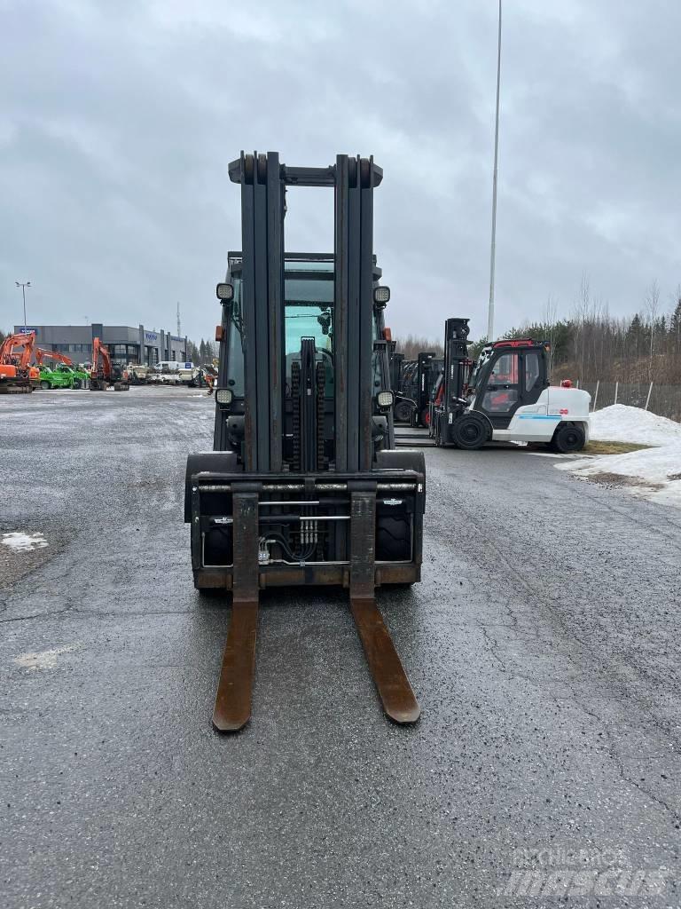 Nissan WG1F4A50Y Dizelski viličarji