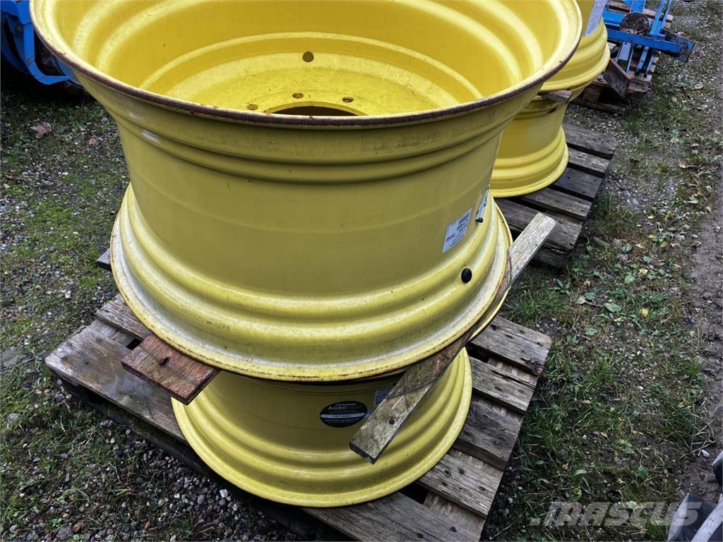 John Deere 18x30 Gume, kolesa in platišča