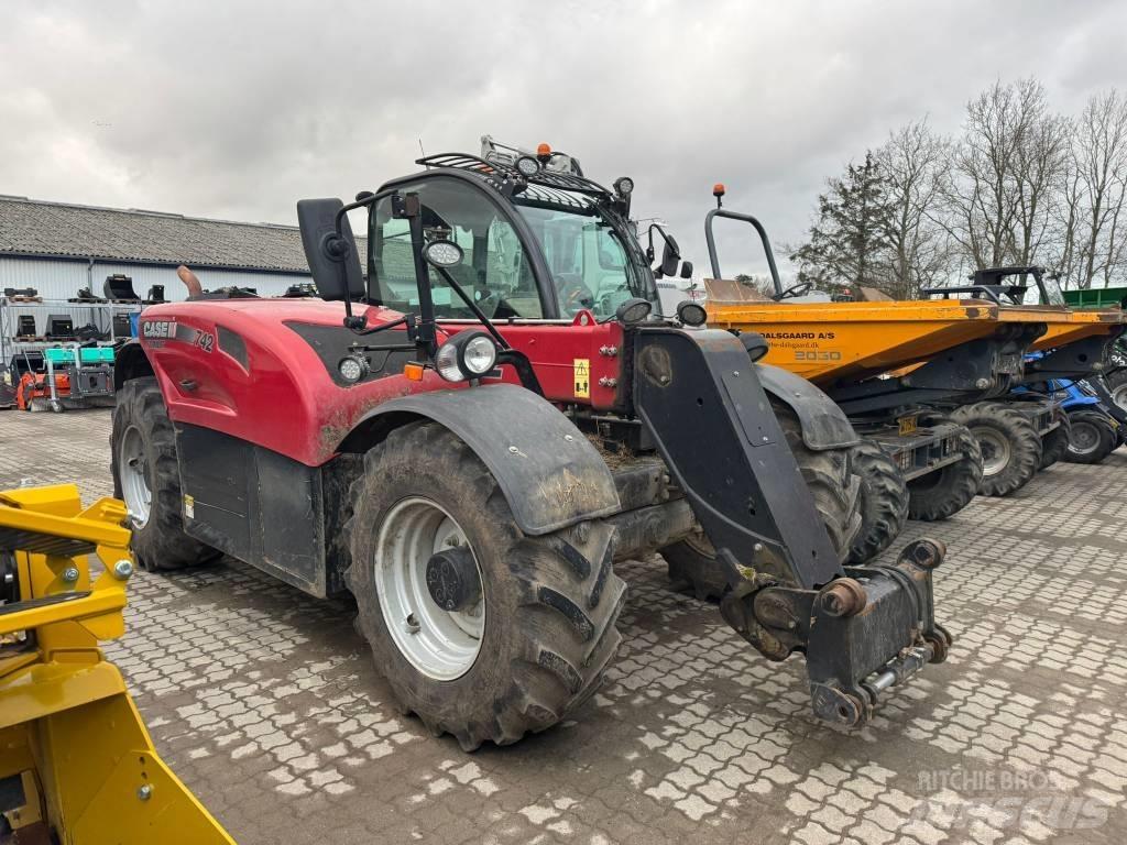 CASE Farmlift Teleskopski viličarji
