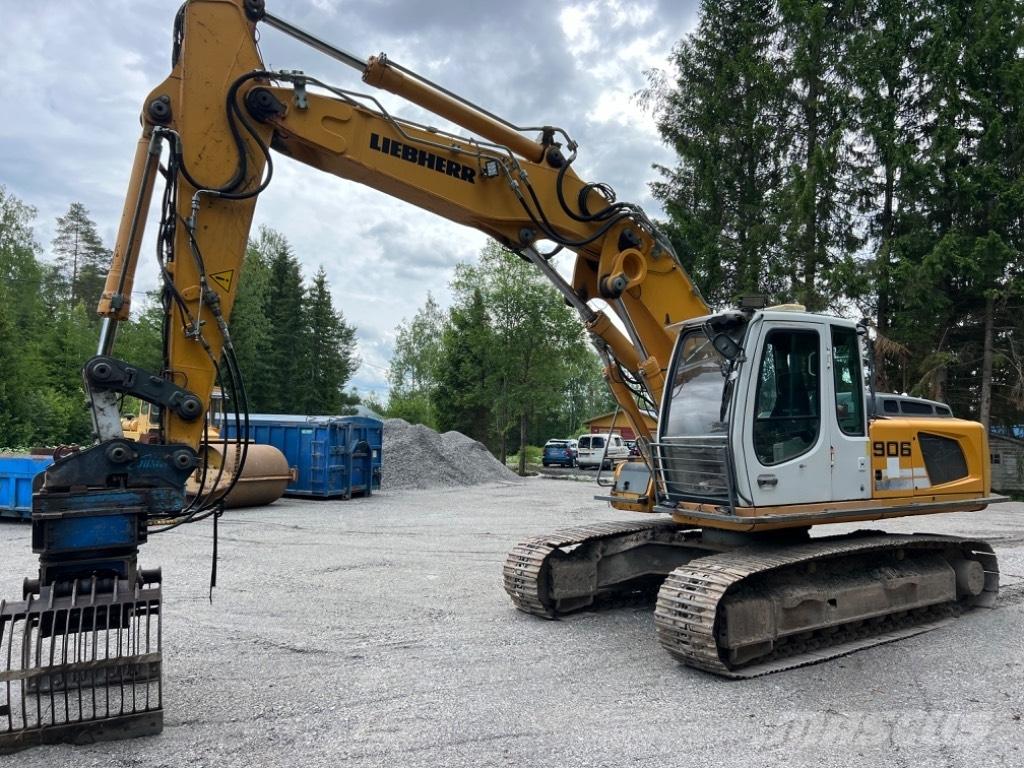 Liebherr R 906 LC Bagri goseničarji