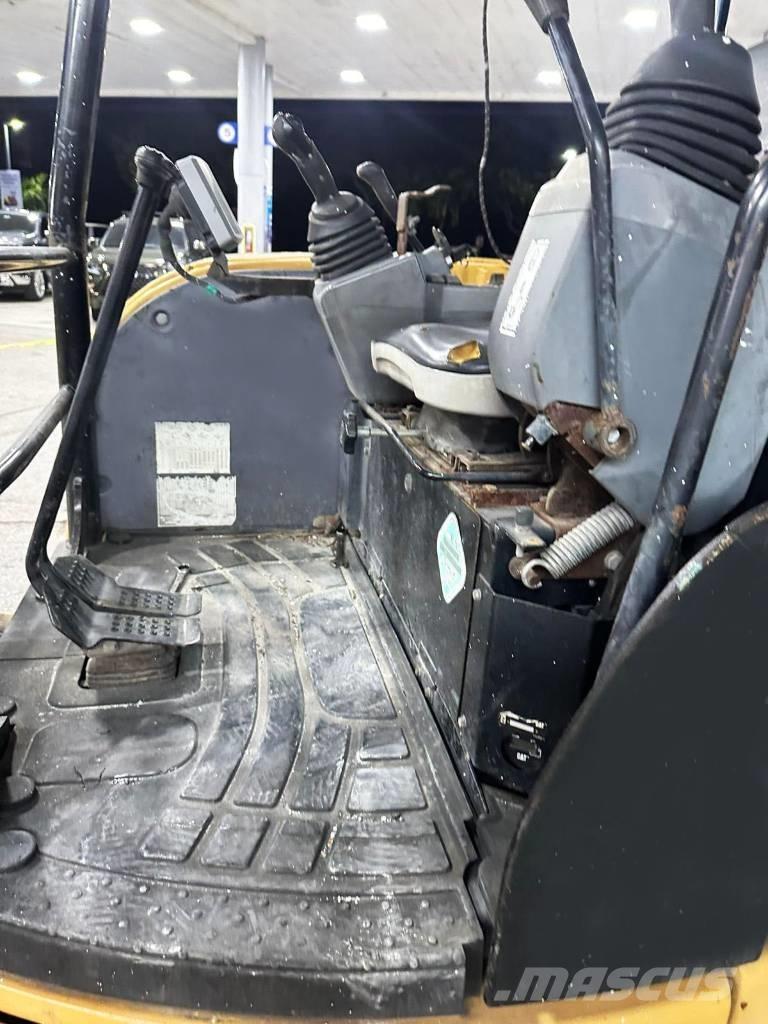CAT 303.5 E CR Mini bagri <7t